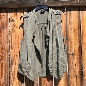 Utility Vest — Army Green